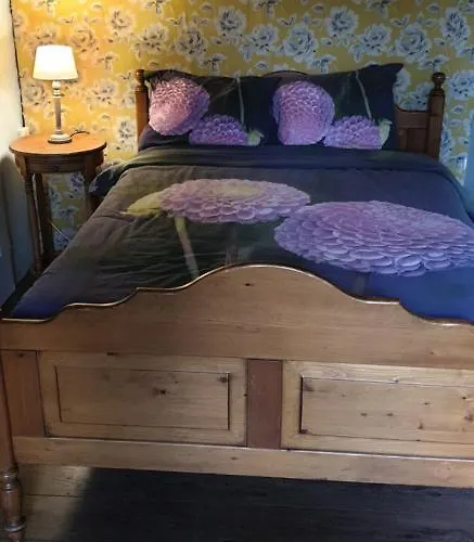 Дом отдыха Maison Fleurie Coulonges (Indre)